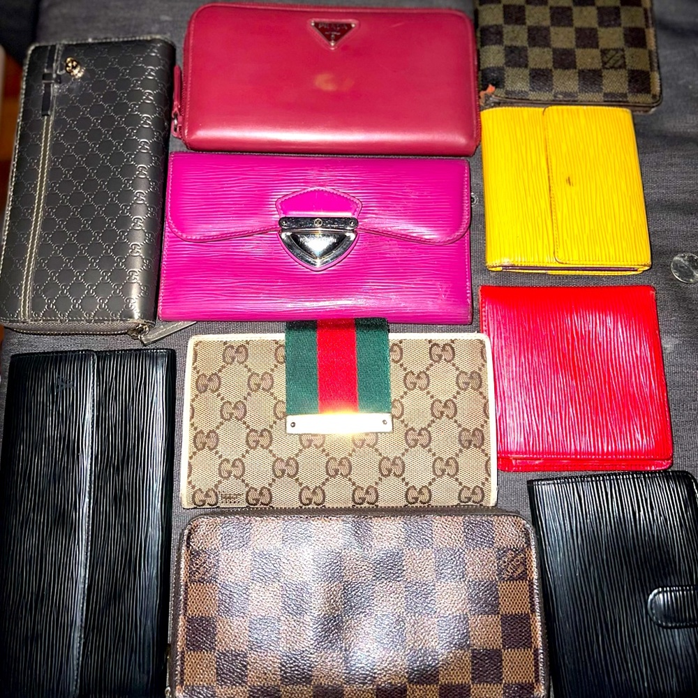 WALLETS that will be in the show